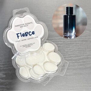 Wax Melt Paw Print/Fierce Cologne Scent/Coconut Soy Wax/100% Vegan/Eco-Friendly